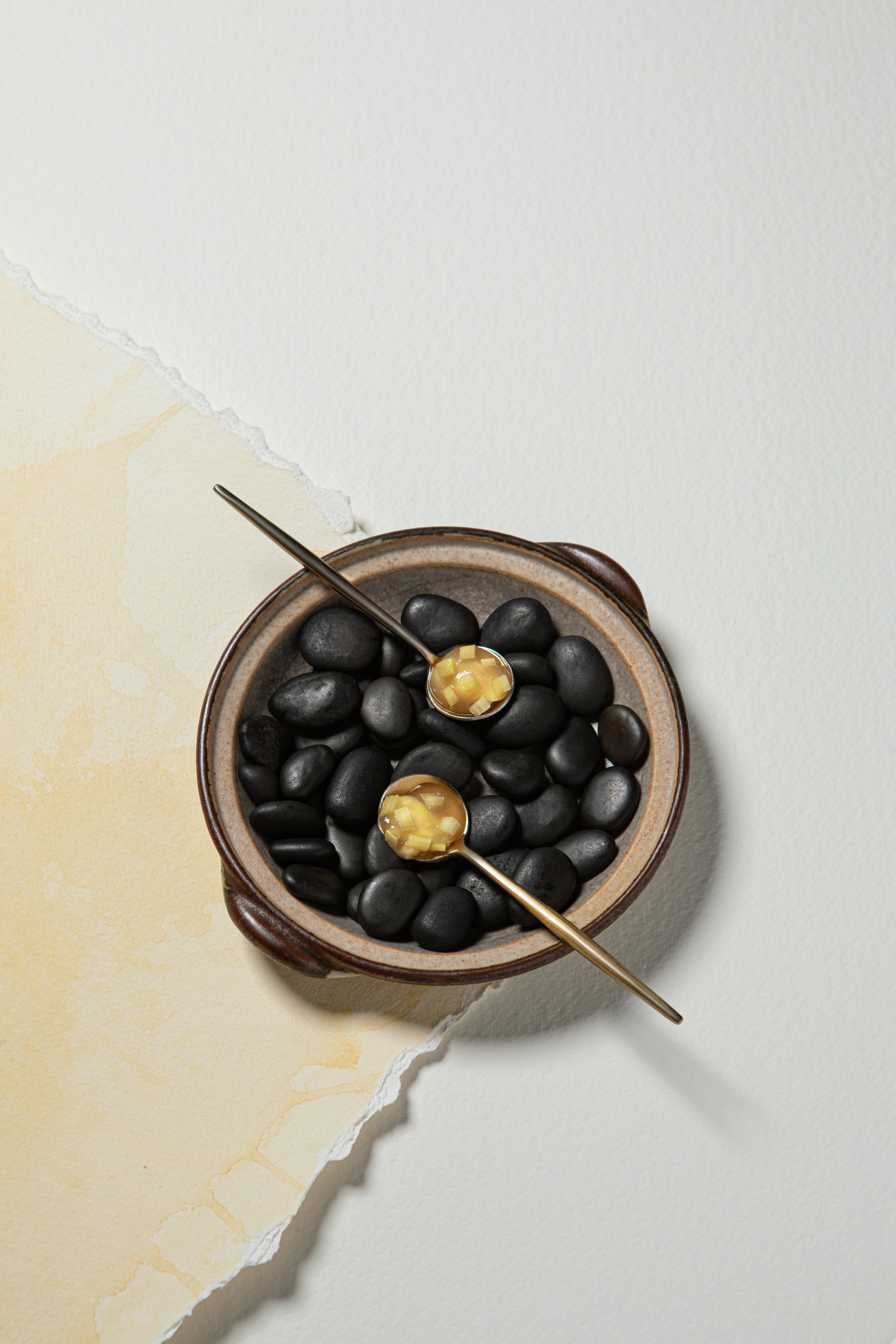Photographie culinaire sur fond peint inspiré de l’estampe japonaise – restaurant étoilé Blois