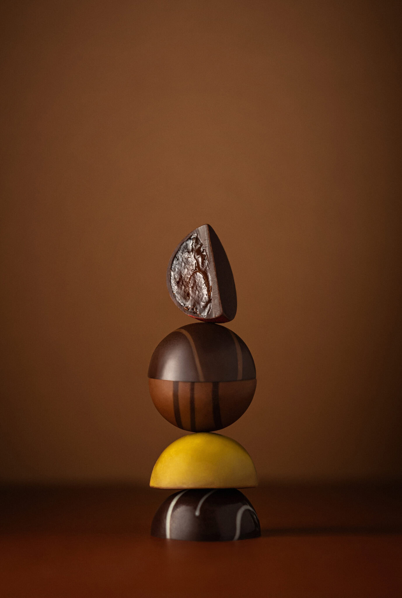 photo de présentation de chocolat artistique réalisée en studio par aurelia cordiez